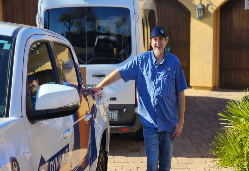 A team member of Dynamic Appliance Repair is ready to offer an appliance repair solution in Peoria<br />
